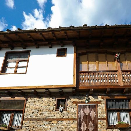 Тодорината Къща Hotel Leshten Exterior foto